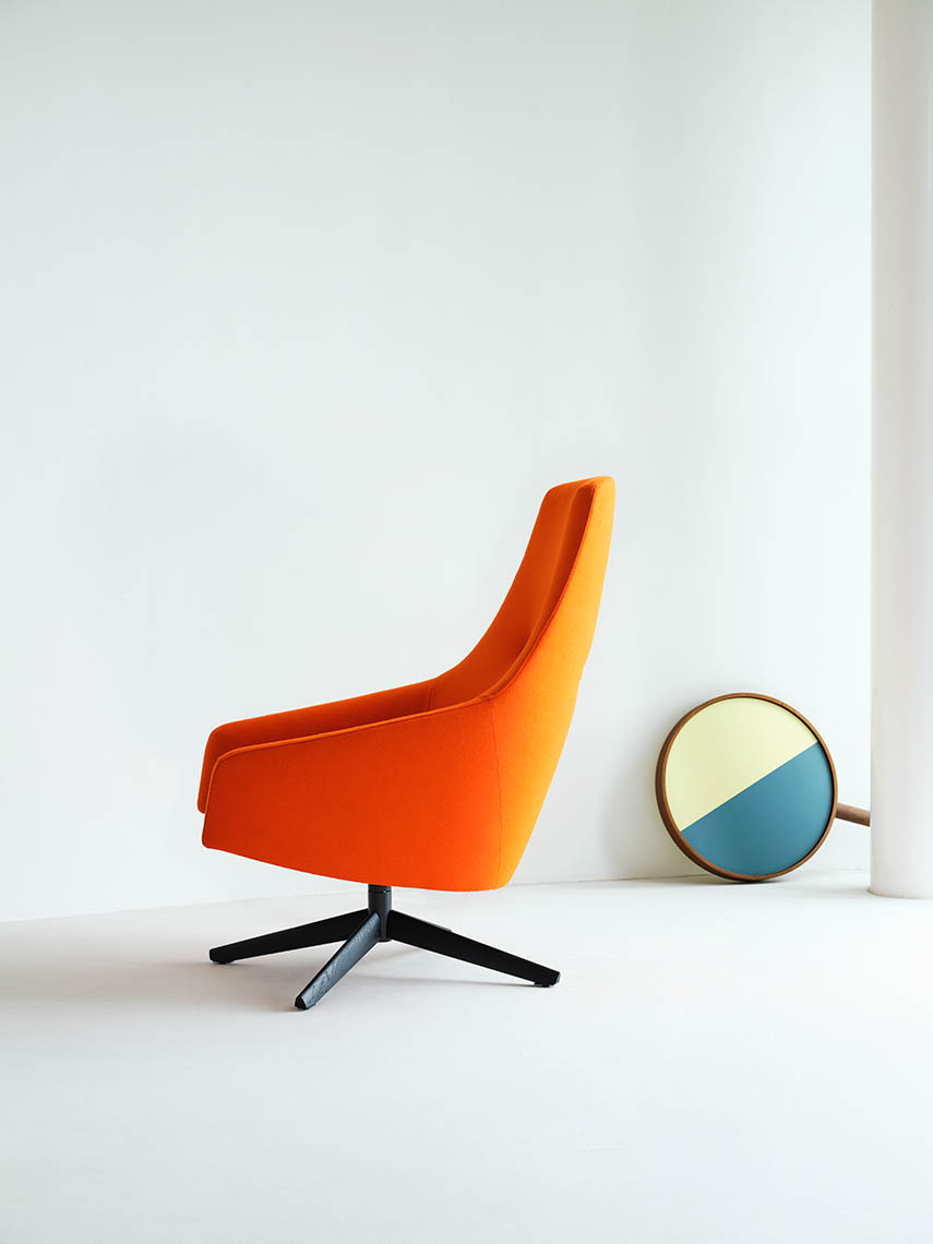 Montis-Orange-chair-01